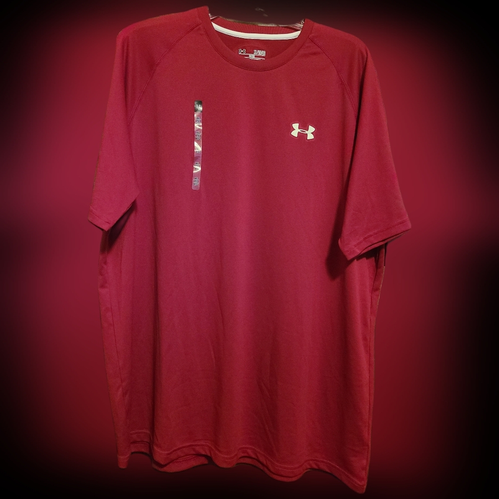 Under Armour loose heat gear shirt -NWT!